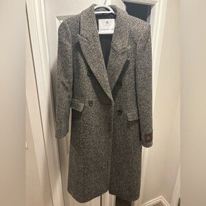 Aritzia Babaton Herringbone Coat